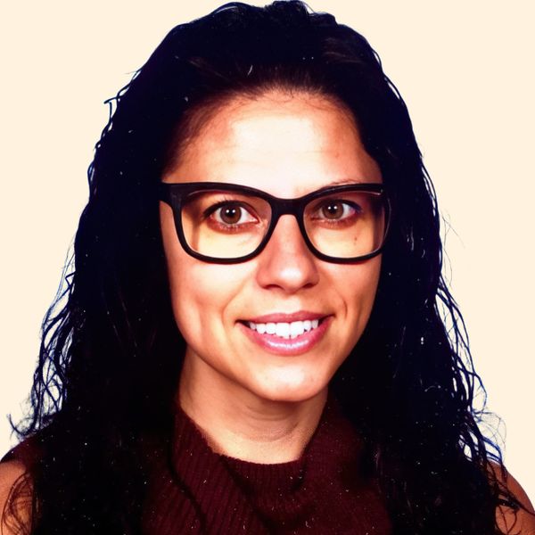 Amanda Henderson, Therapist