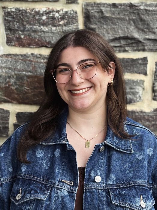 Hayley Budnick, Therapy Clinician