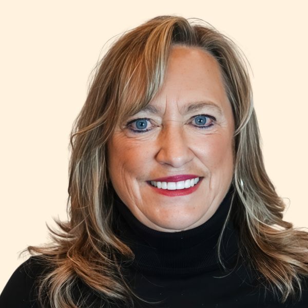 Rebecca Jones, Therapist