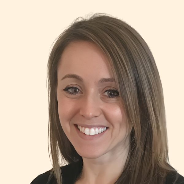 Tara Richard, Therapist