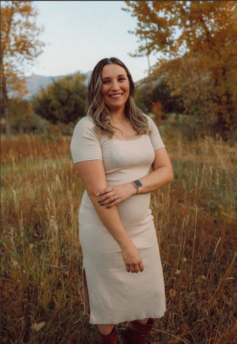 Desie Loveridge, Therapist