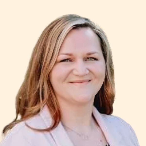 Alisha Schlabaugh, Therapist