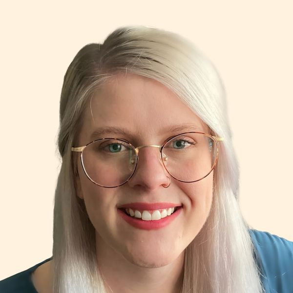 Savannah Rackley, Therapist