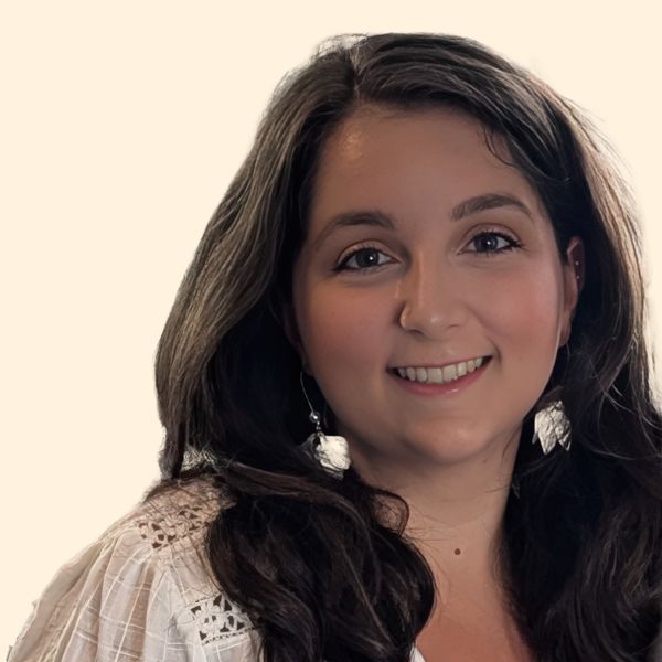 Michalena Siverio, Therapist