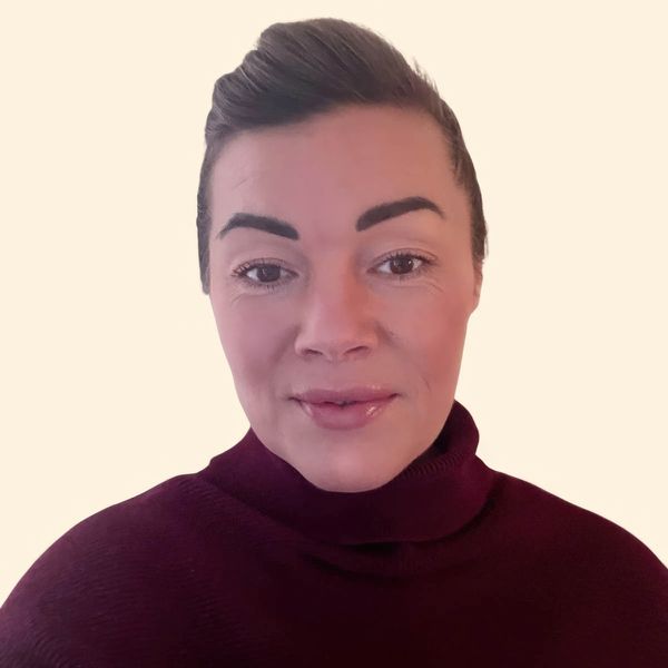 Rosanna Bowman, Therapist