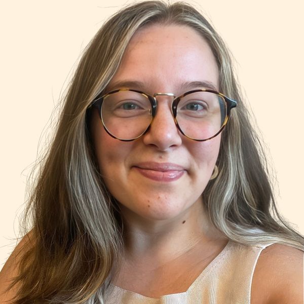 Hannah Black, Therapist