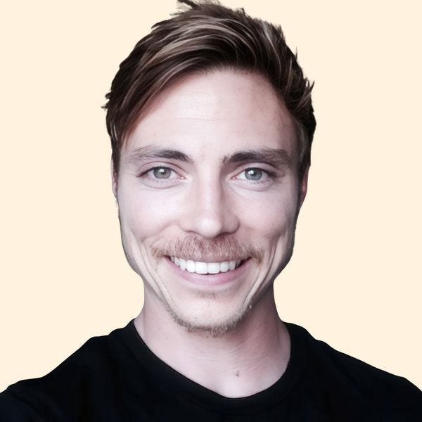 Shawn Brewer, Therapist