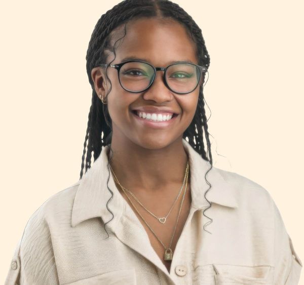 Trinity Sullivan, Therapist
