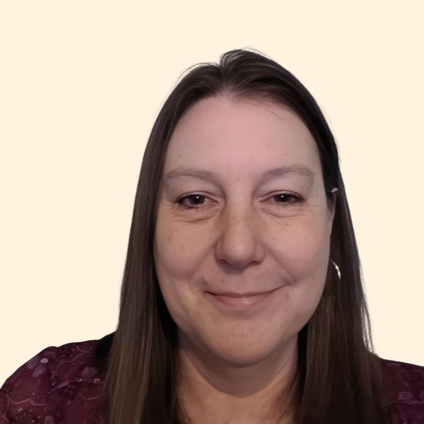 Debbie Dechene, Therapist