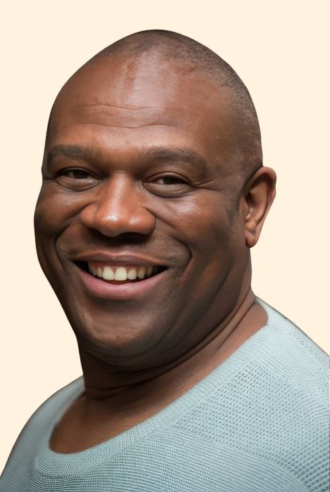 Jerel Lee, Therapist