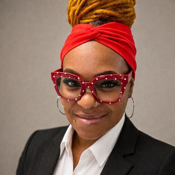 Dawn Burns, Therapy Clinician