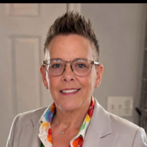 Jennifer Schierlman, Therapist