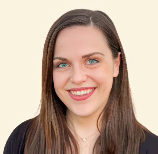 Lynne Pierce, Therapist