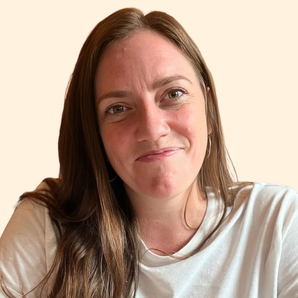 Laura Haynes, Therapist