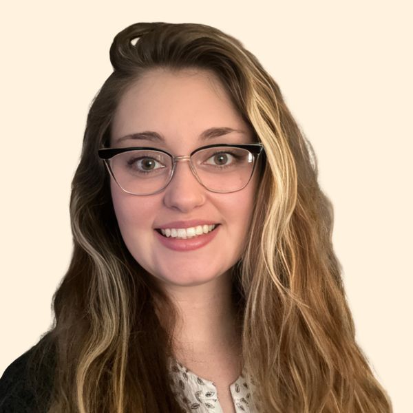 Hannah Hogue, Therapist