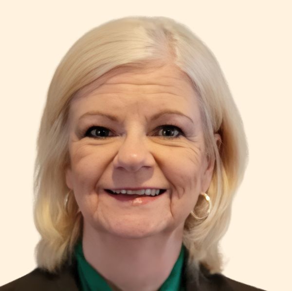 Cindy Lyman, Therapist