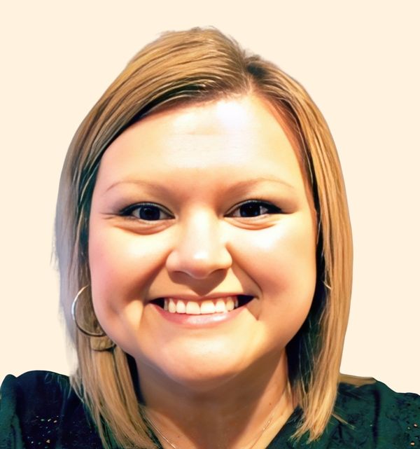 Dolori Troutt, Therapist