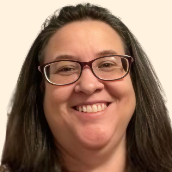 Julie Streit, Therapist