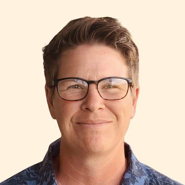 Kimberley Jones, Therapist