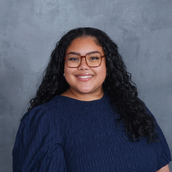 Yasmeen Fontenot, Therapist