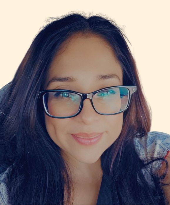 Desiree Cortinas, Therapist