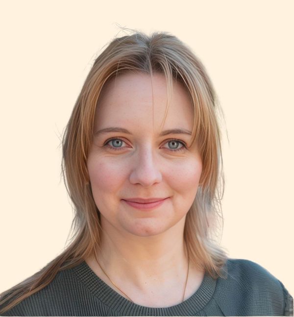 Ashley Rigsby Combs, Therapist