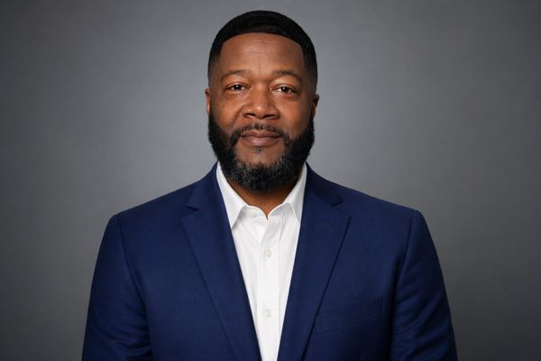 Tito Gordon, Therapist