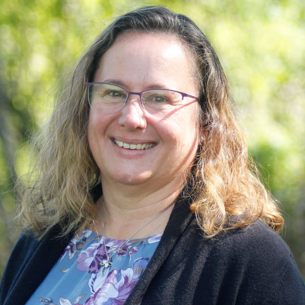 Julie Marie Hahnke, Therapist