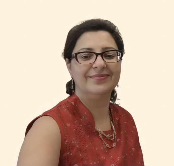 Inessa Essaian, Psychiatrist