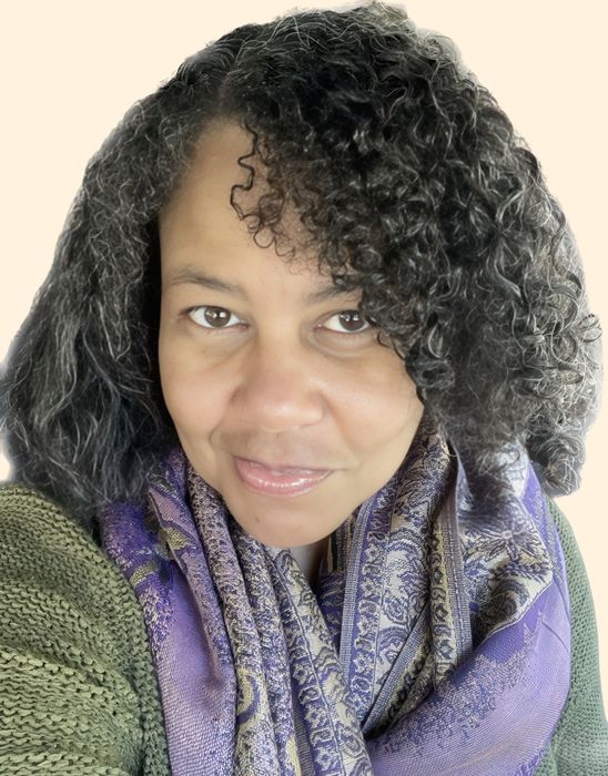 Lesley Roy, Therapist