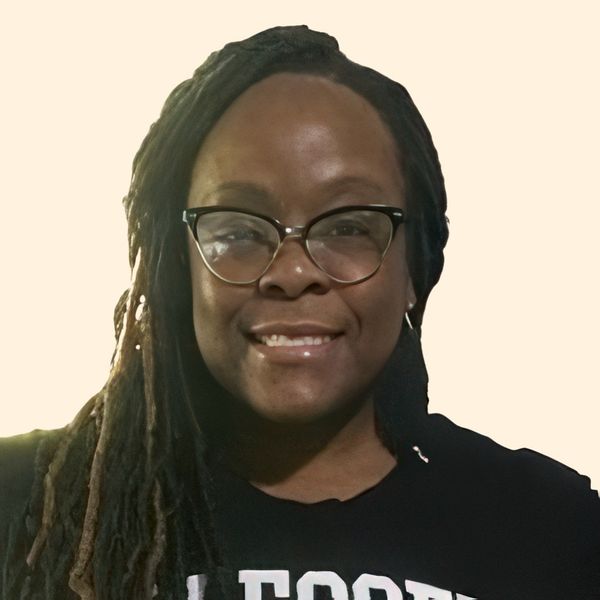 Jaketa Groves, Therapist
