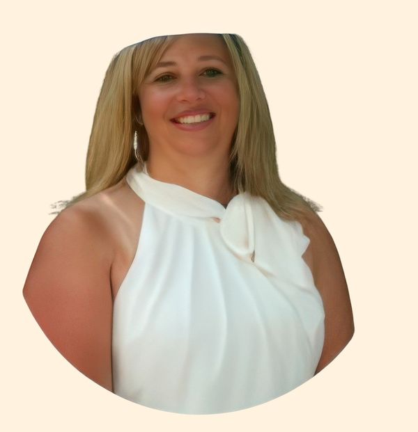 Julia Piatt, Therapist