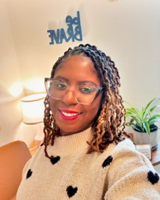 Shombee Marshall, Therapist