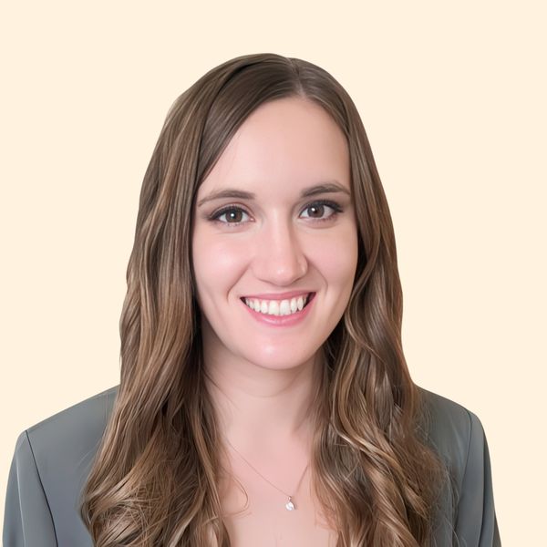 Micaela Killinger, Therapist