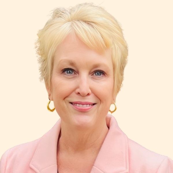 Jennifer Cross, Therapist