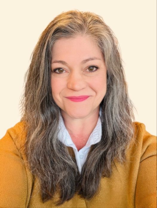 Dr. Carey Vorholt, Therapist