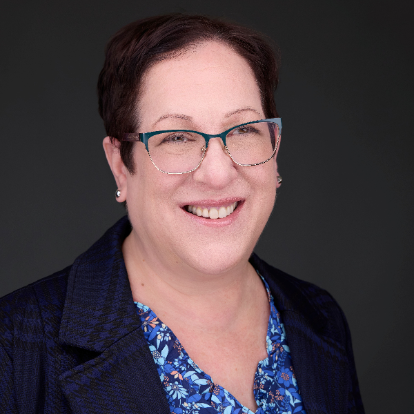 Melanie Amin, Therapist
