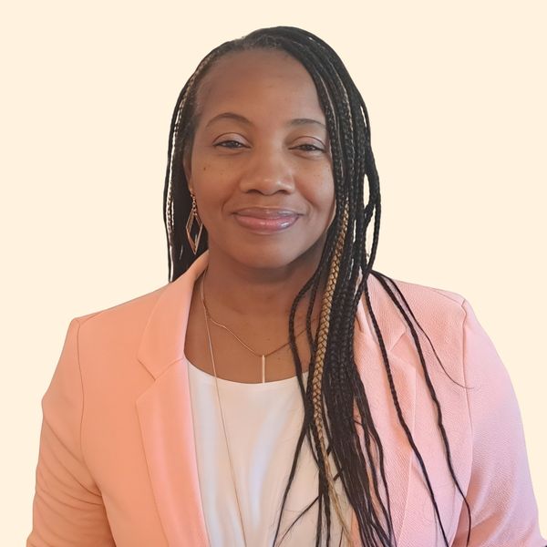 Yolanda M Thomas, Therapist