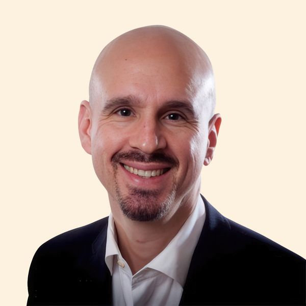 Devin Vail, Therapist