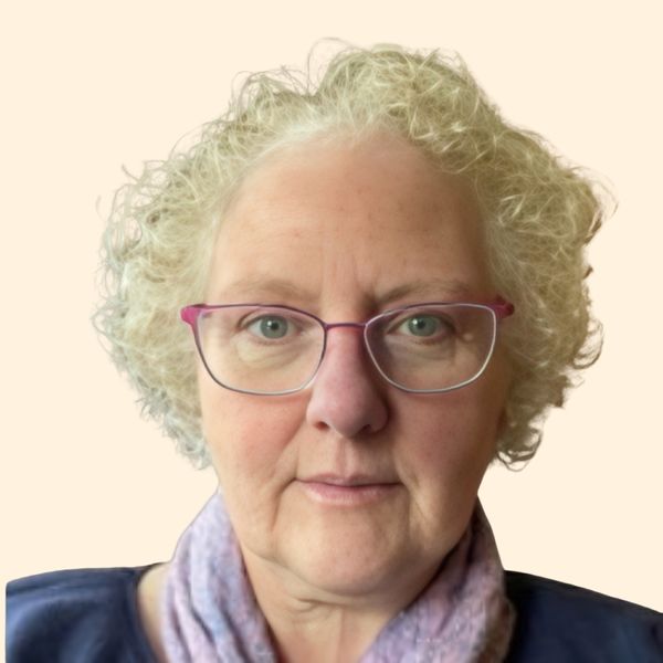 Teresa A Souders, Therapist