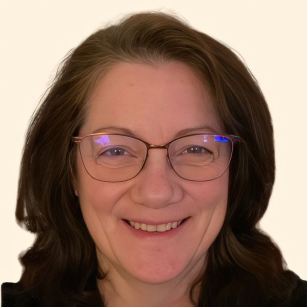 Jennifer Gaudreau, Therapist