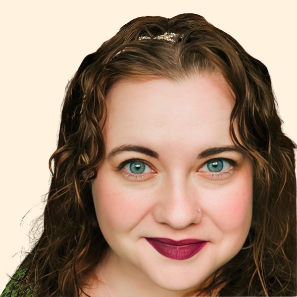Sara Hopkin, Therapist