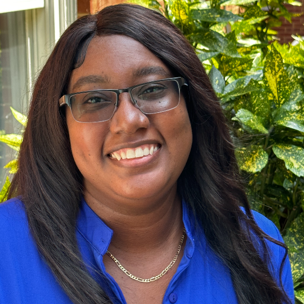 Brianna Shields, Therapist