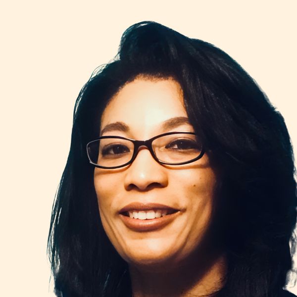 Lamika Harper-Shelton, Therapist