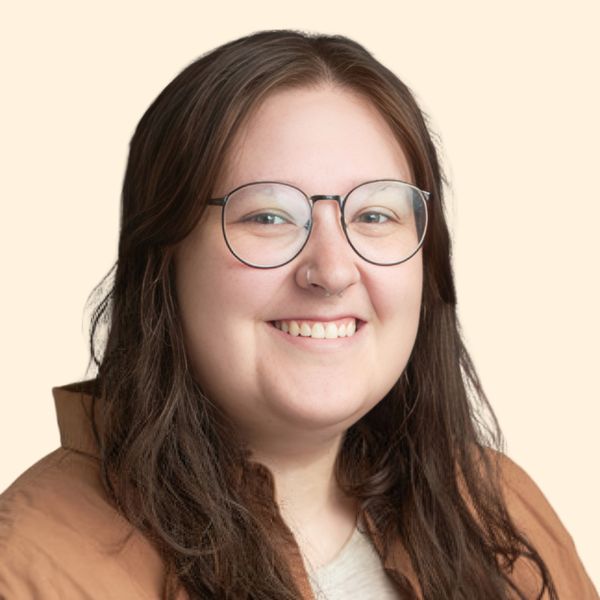Liz Vossen, Therapist