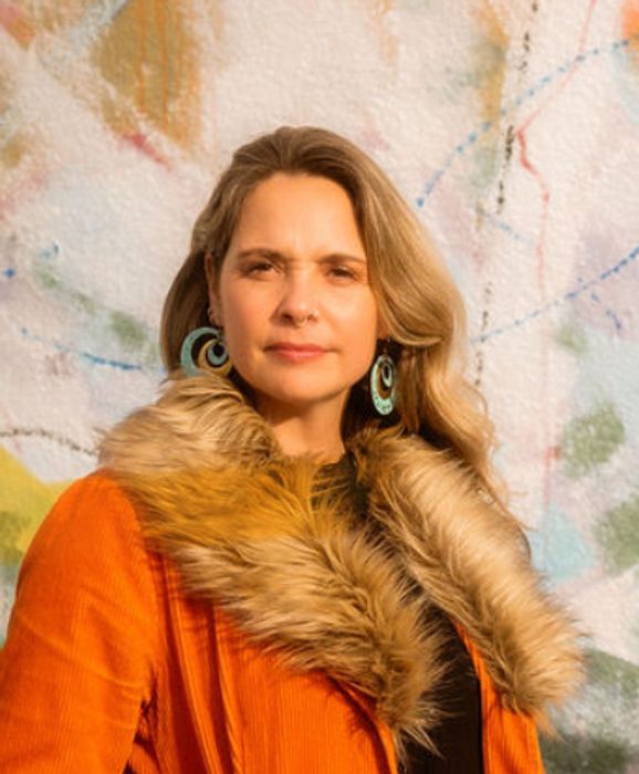 Kristi Born, Therapist