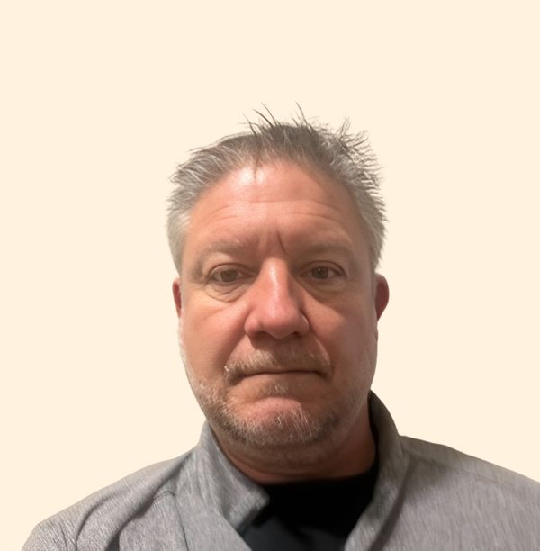 Alex Caras, Therapist