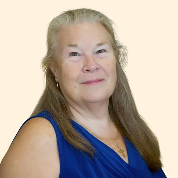 Dora Temple, Therapist