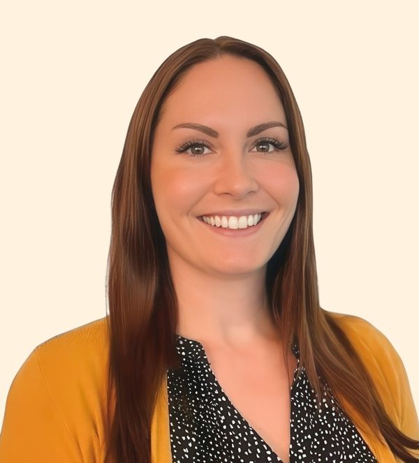 Sarah Tobin, Therapist
