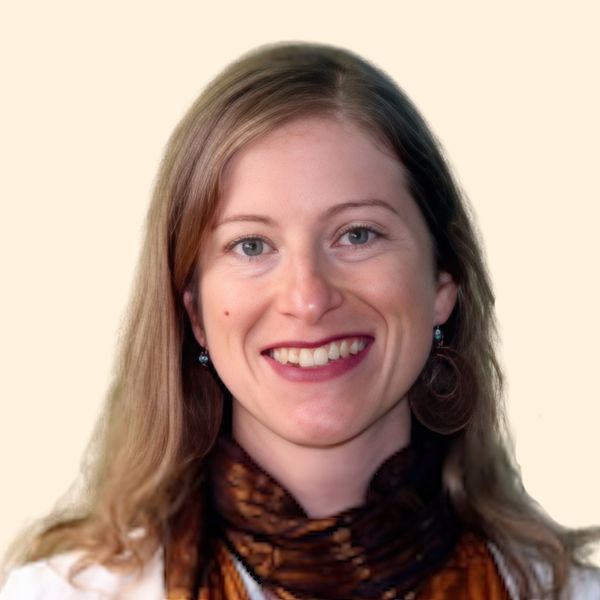 Danielle Neuhauser, Therapist